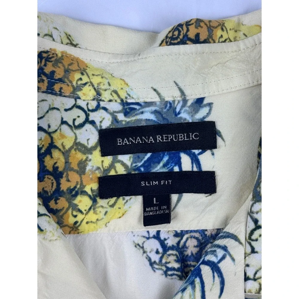 Banana Republic Mens Pineapple Print Rayon Short Sleeve Slim Fit Shirt Large L